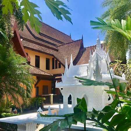 Villa Chaya Khao Lak Luaran gambar