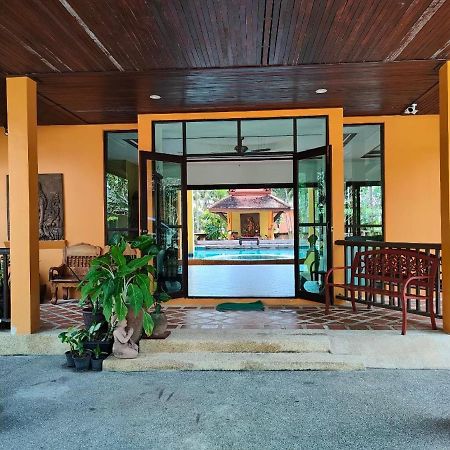 Villa Chaya Khao Lak Luaran gambar