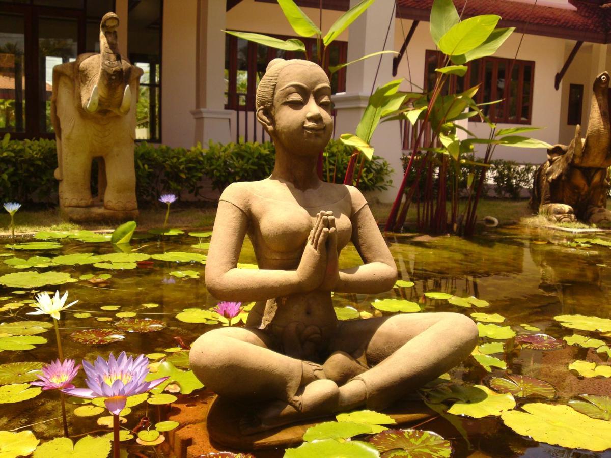 Villa Chaya Khao Lak Luaran gambar