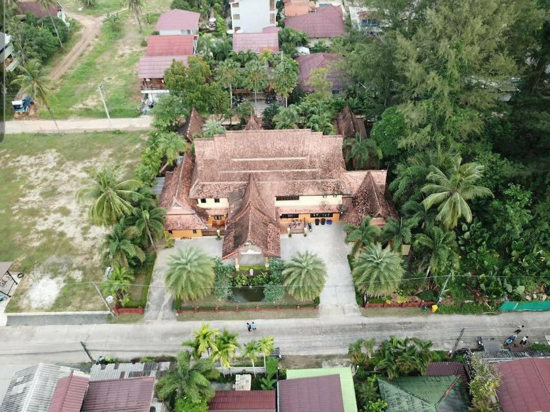 Villa Chaya Khao Lak Luaran gambar