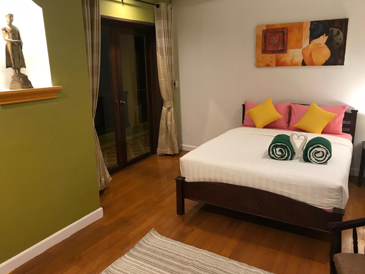Villa Chaya Khao Lak Luaran gambar